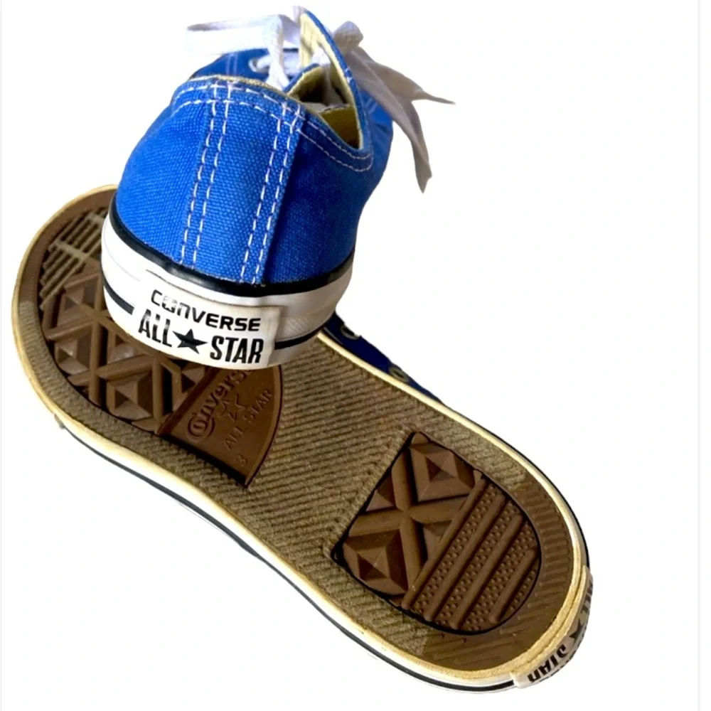 CONVERSE Blue ALL-STAR GIRL’S *LIKE NEW* SZ. 3 SNEAKERS